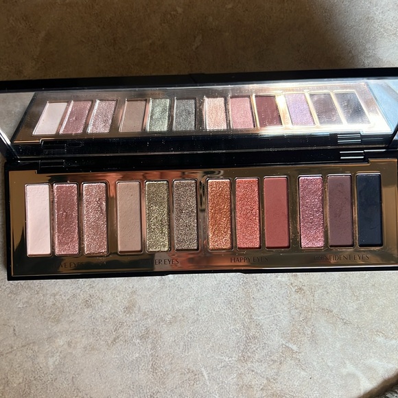 Charlotte Tilbury Instant Eye Palette-Smokey Eyes Are Forever